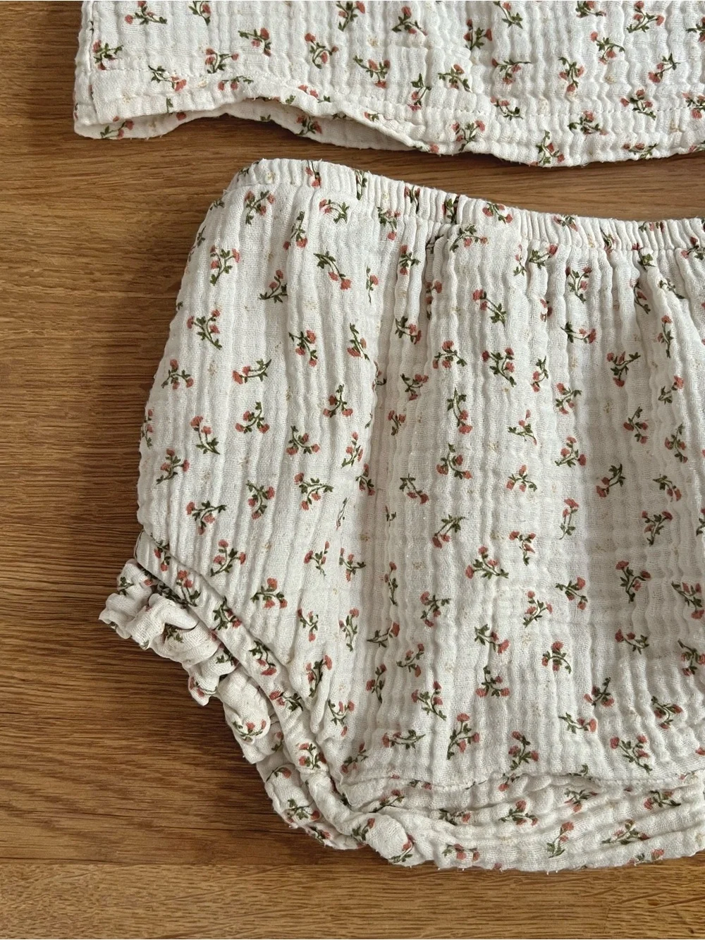 Colored Organics Baby Floral Cotton Tank & Bloomers Set in Cream 6-12 months 12M